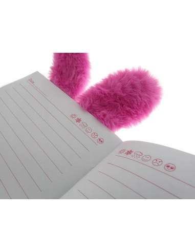 PAMIĘTNIK, NOTES. HAFT.Okładka z futerka. WŁOCHACZ