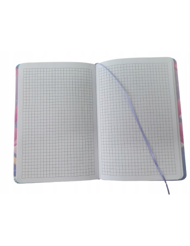 NOTES. PAMIĘTNIK. Księżniczka z warkoczem