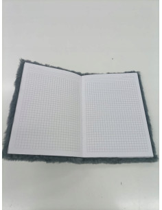 PAMIĘTNIK, NOTES. HAFT.Okładka z futerka. WŁOCHACZ 2