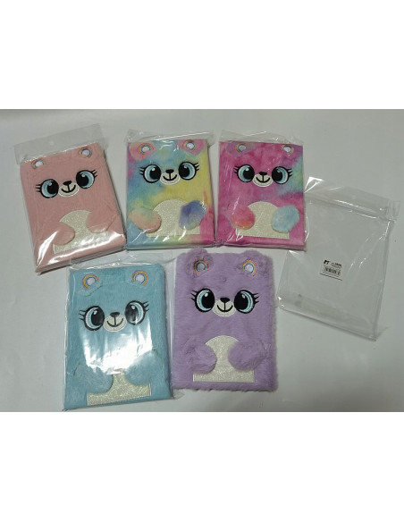 PAMIĘTNIK, NOTES. HAFT.Okładka z futerka. WŁOCHACZ